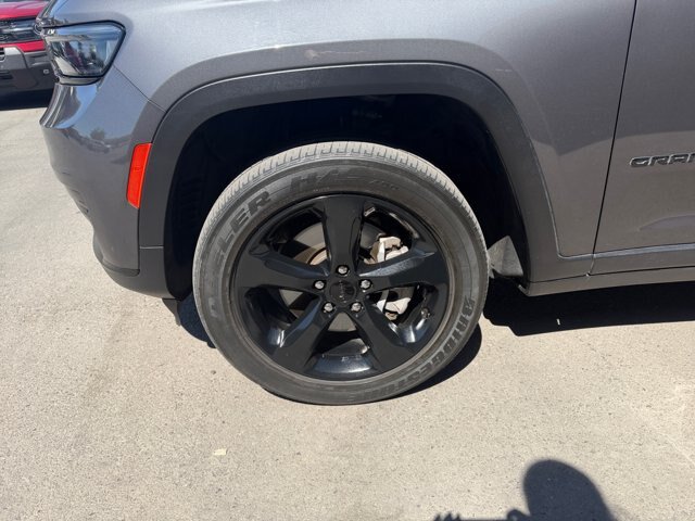 Used 2021 Jeep Grand Cherokee L Laredo AWD/4WD image 24
