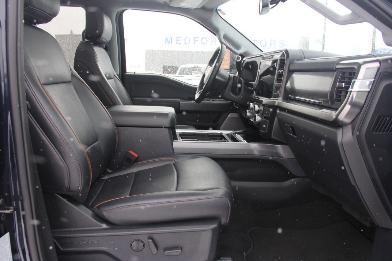 Certified 2025 Ford F350 Lariat w/ Lariat Ultimate Package image 28
