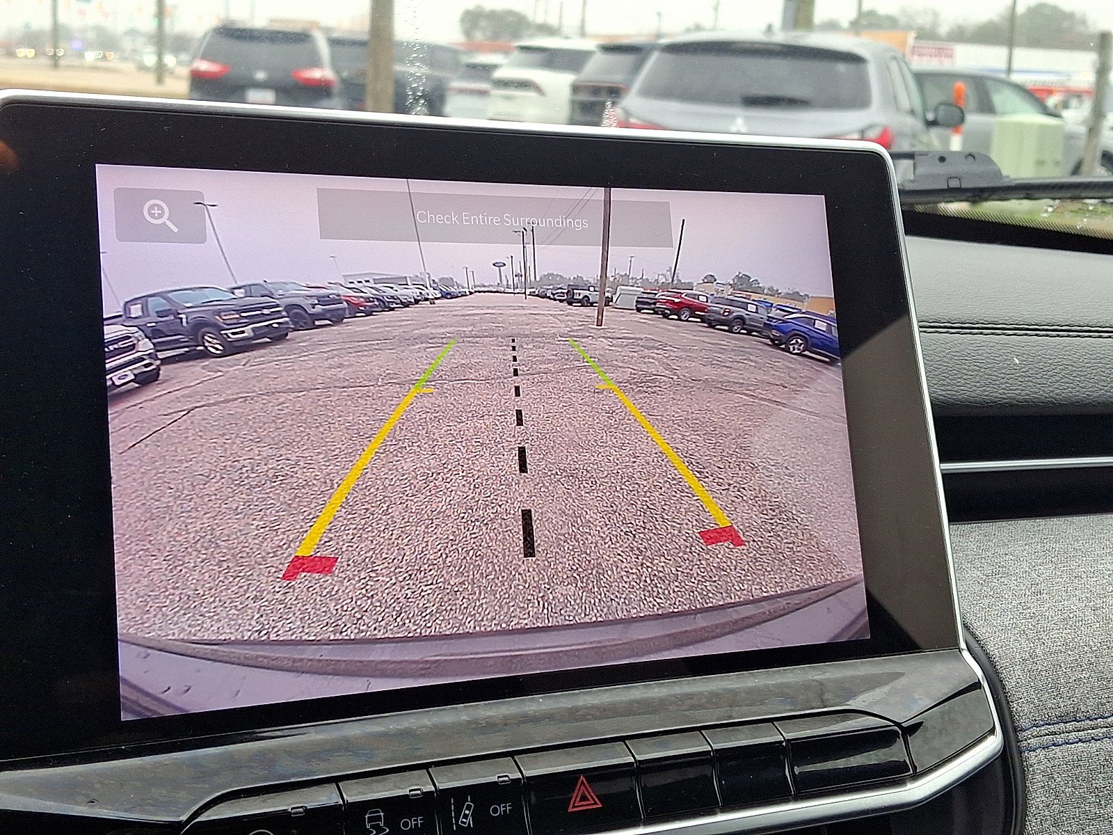 Used 2024 Jeep Compass Latitude image 16