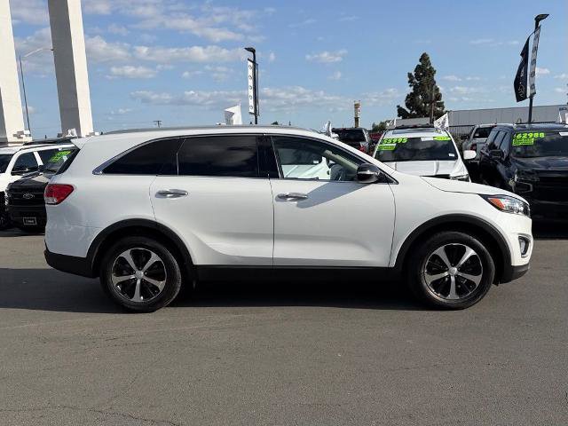 Used 2017 Kia Sorento EX FWD image 9
