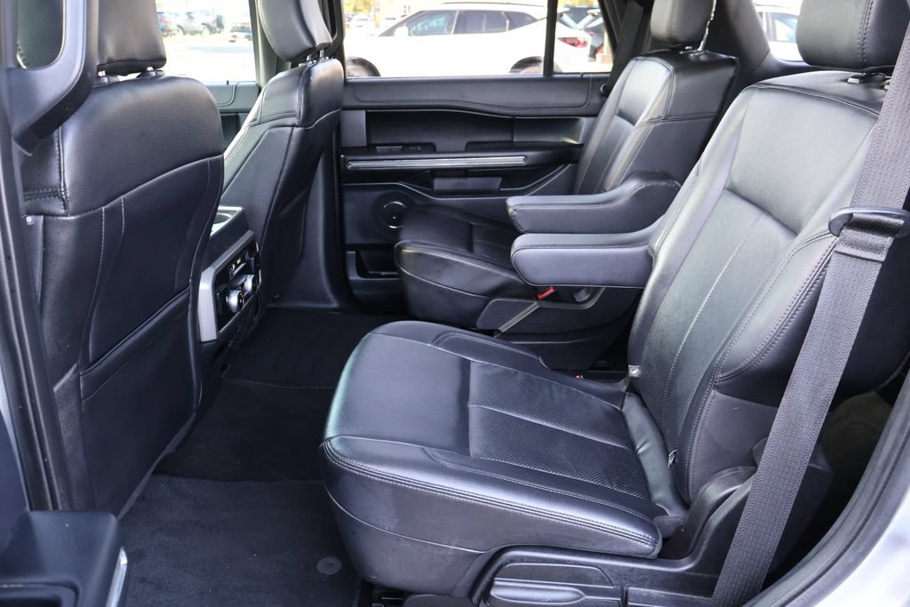 Certified 2020 Ford Expedition XLT w/ Equipment Group 202A RWD image 30