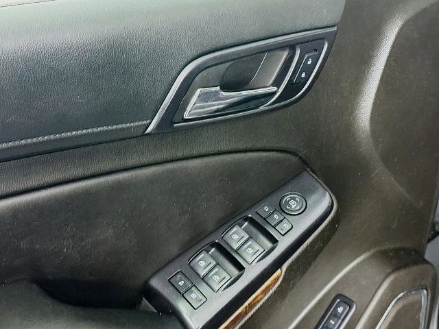 Used 2018 Chevrolet Suburban LT w/ Luxury Package AWD/4WD image 19