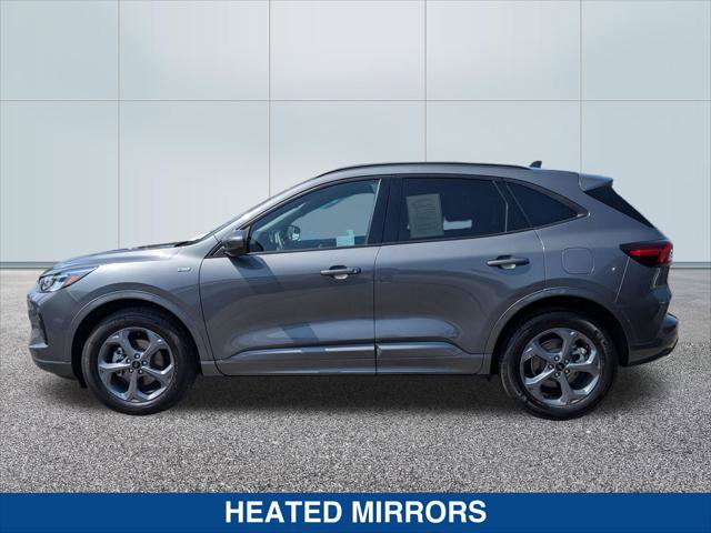 Certified 2023 Ford Escape ST-Line Select w/ Tech Pack #2 AWD/4WD image 2