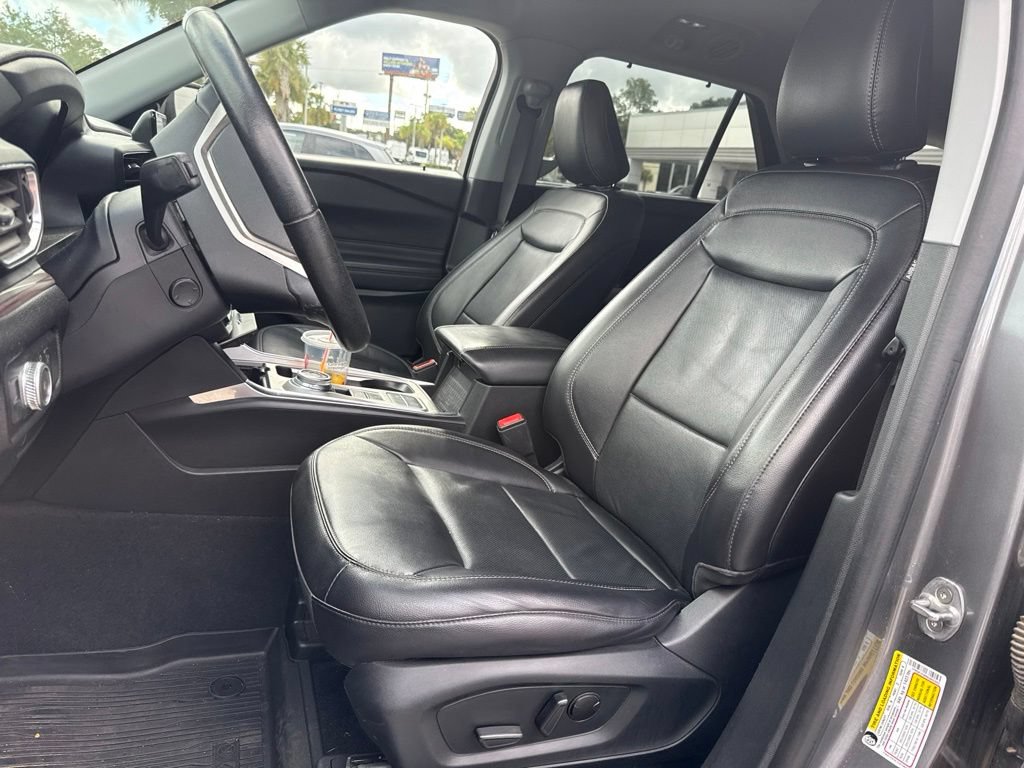 Certified 2022 Ford Explorer Limited w/ Equipment Group 301A RWD image 15
