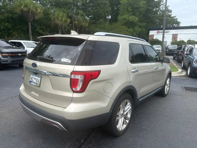 Certified 2017 Ford Explorer Limited FWD image 4