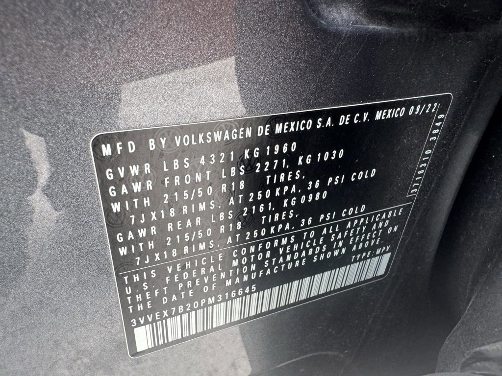 Used 2023 Volkswagen Taos SE w/ Panoramic Sunroof Package image 43