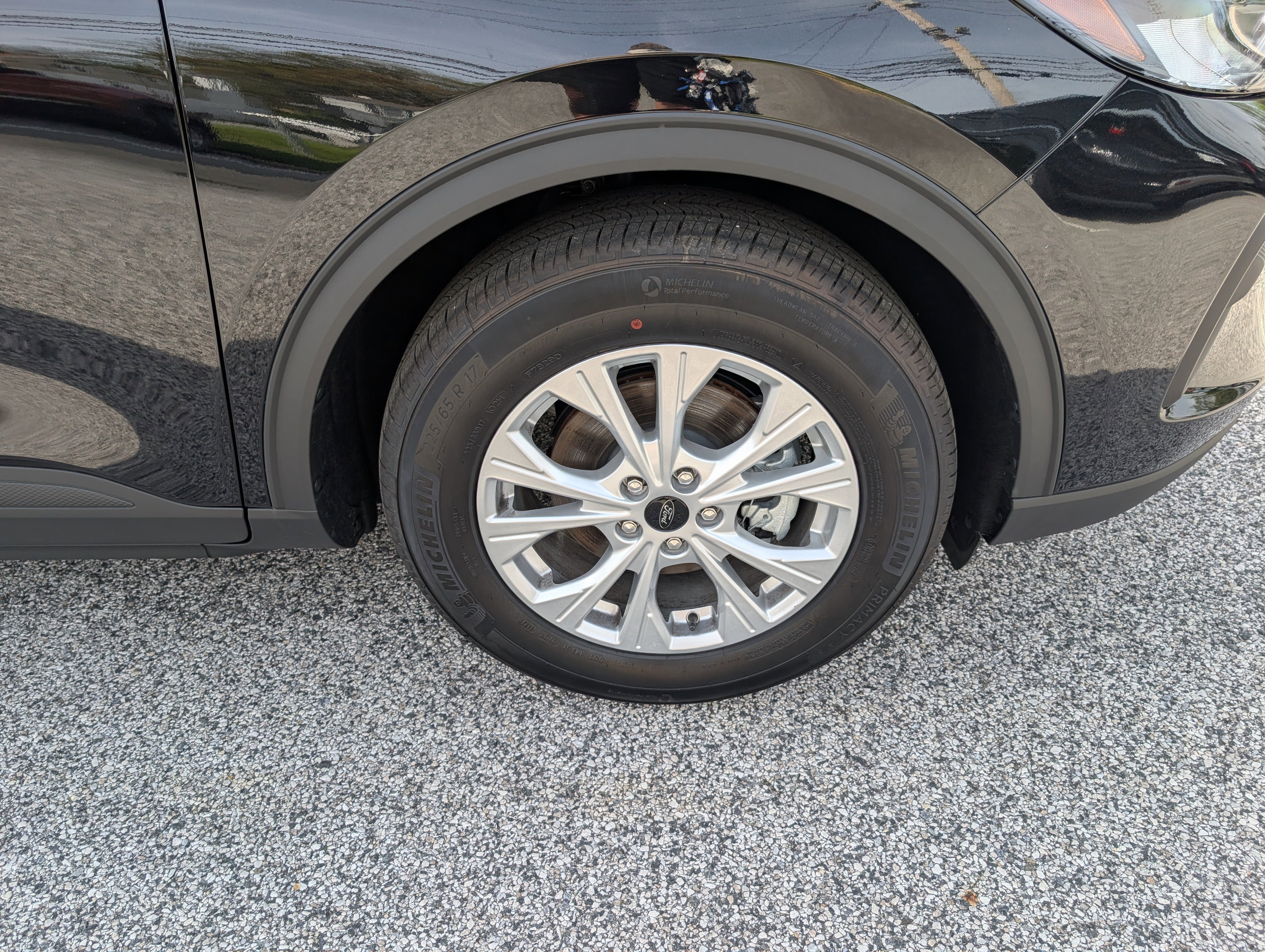 Certified 2024 Ford Escape Active w/ Cold Weather Package image 11