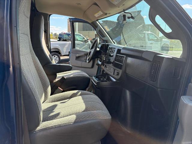 Used 2019 Chevrolet Express 3500 w/ Power Convenience Package image 13