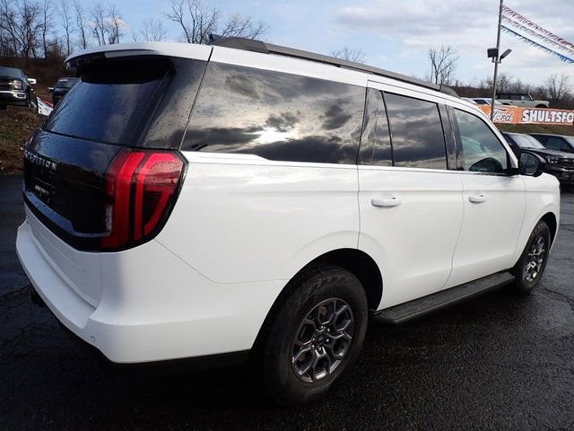Certified 2025 Ford Expedition Active image 10