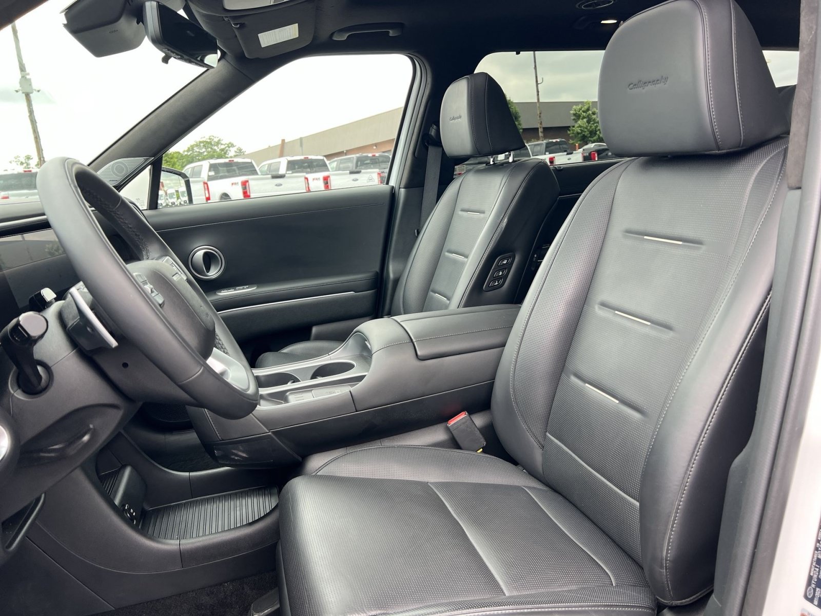 Used 2026 Hyundai Palisade Calligraphy AWD/4WD image 13