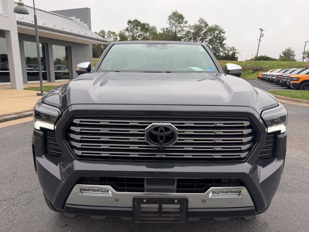Used 2024 Toyota Tacoma Limited w/ Limited Package (LT) AWD/4WD image 8