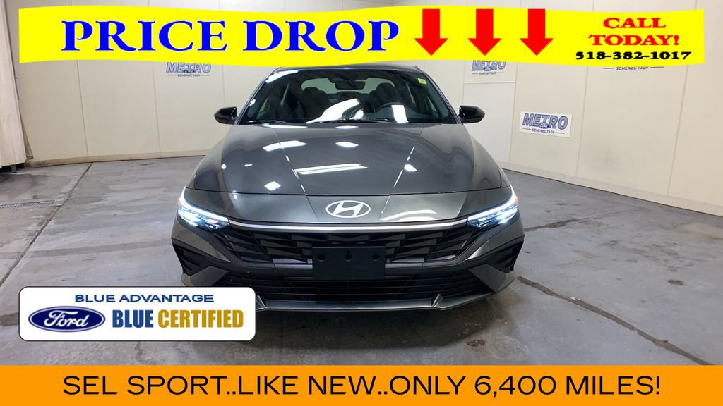 Used 2026 Hyundai Elantra Sport FWD image 8