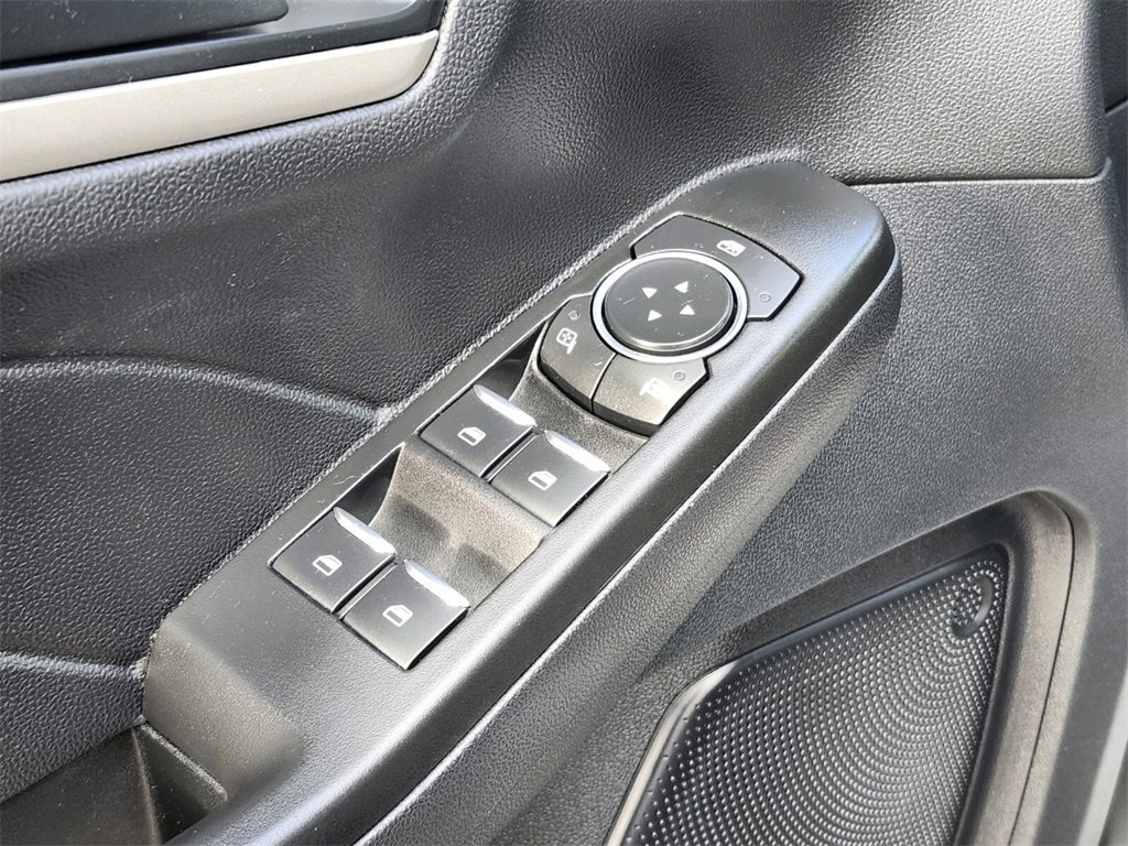 Certified 2022 Ford Escape SE w/ SE Sport Appearance Package image 17