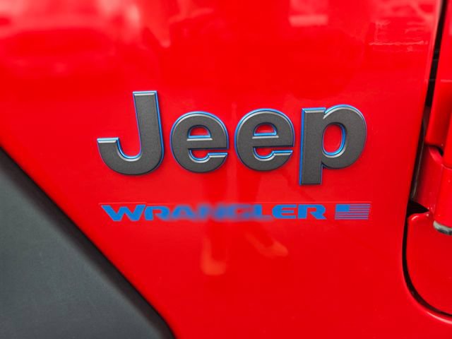 Used 2024 Jeep Wrangler Unlimited Rubicon 4xe AWD/4WD image 11