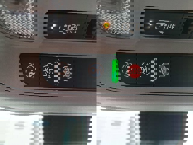 Used 2020 Chevrolet Equinox LT image 17