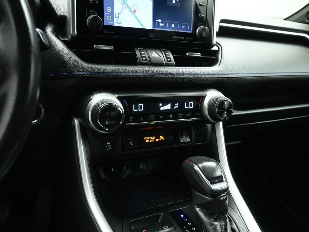Used 2020 Toyota RAV4 XSE image 40