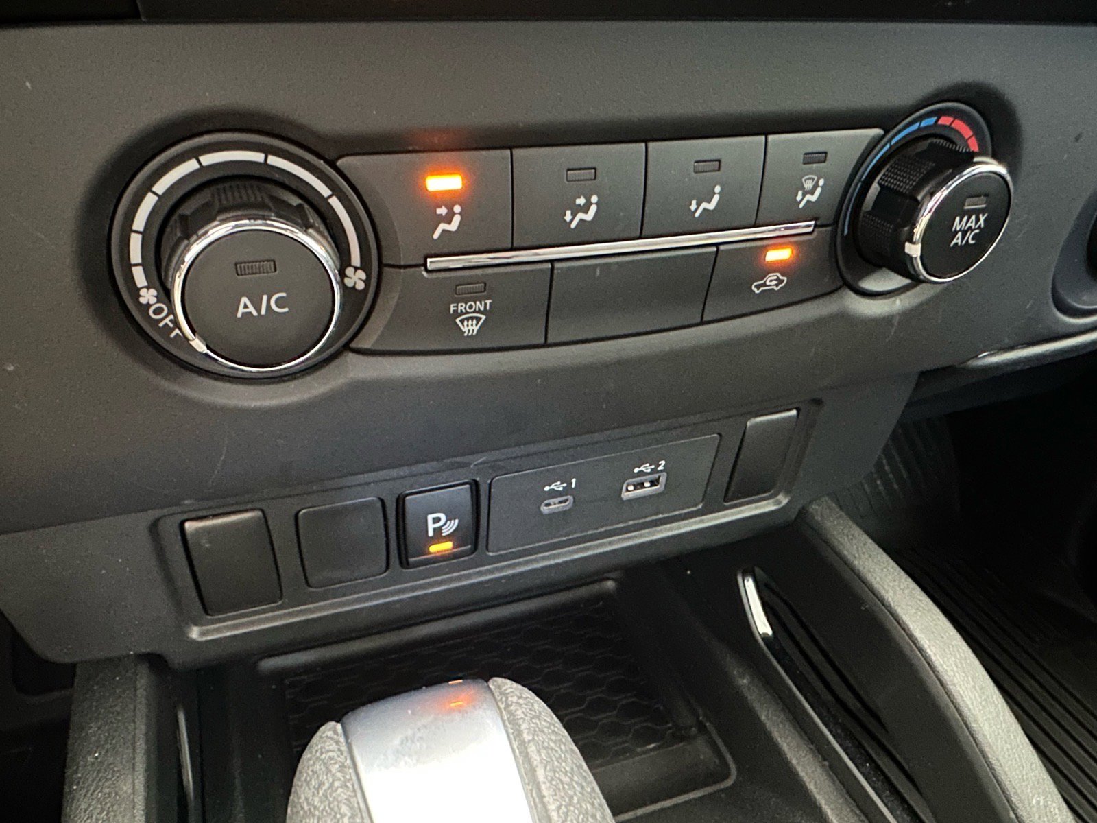 Used 2023 Nissan Frontier SV w/ Midnight Edition Package RWD image 38