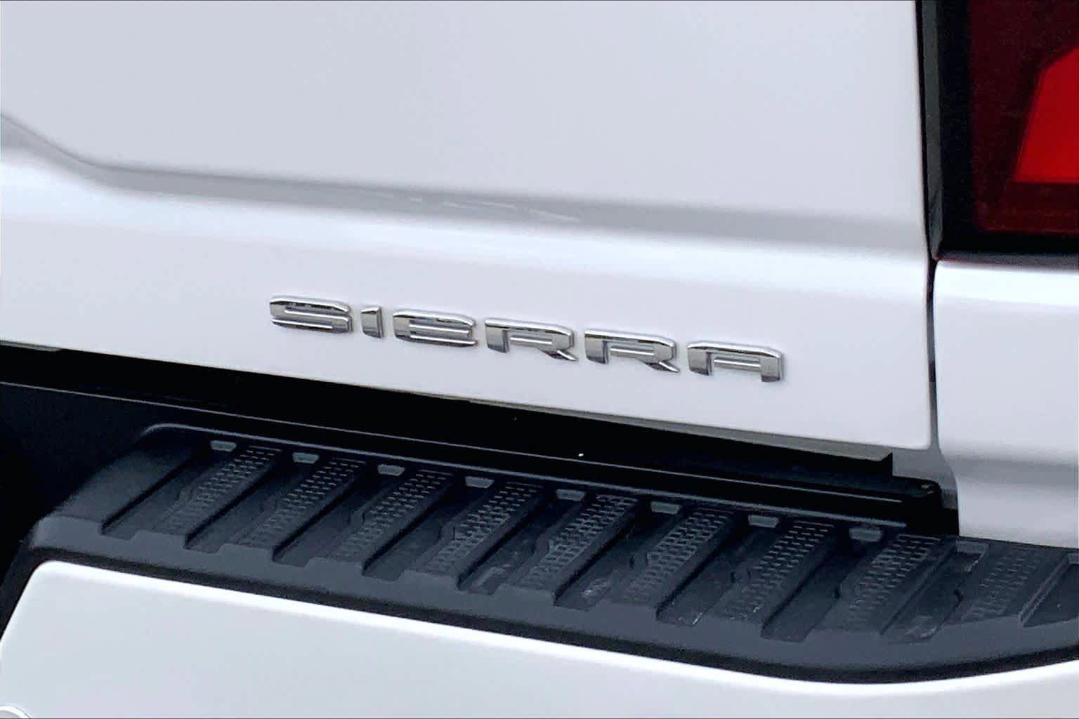Used 2025 GMC Sierra 2500 Denali Ultimate AWD/4WD image 28