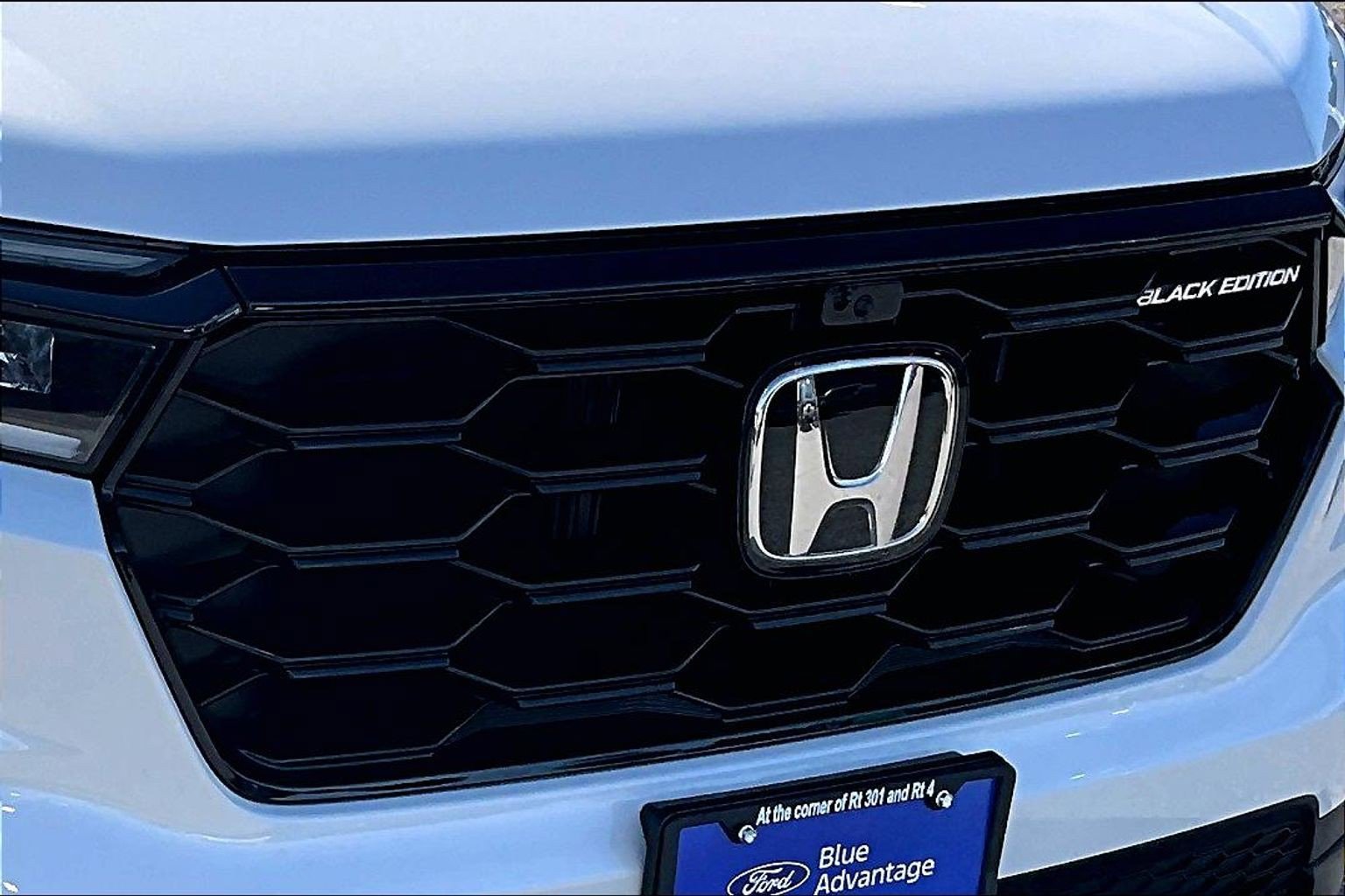 Used 2025 Honda Pilot Black Edition image 29