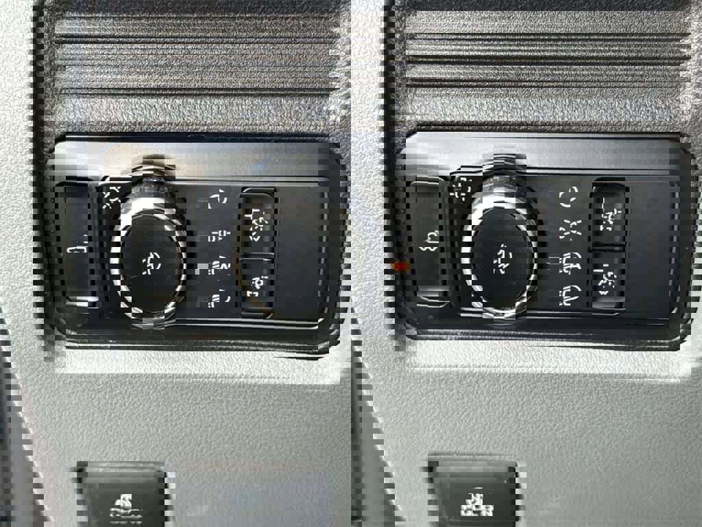 Certified 2025 Ford F250 XLT image 23