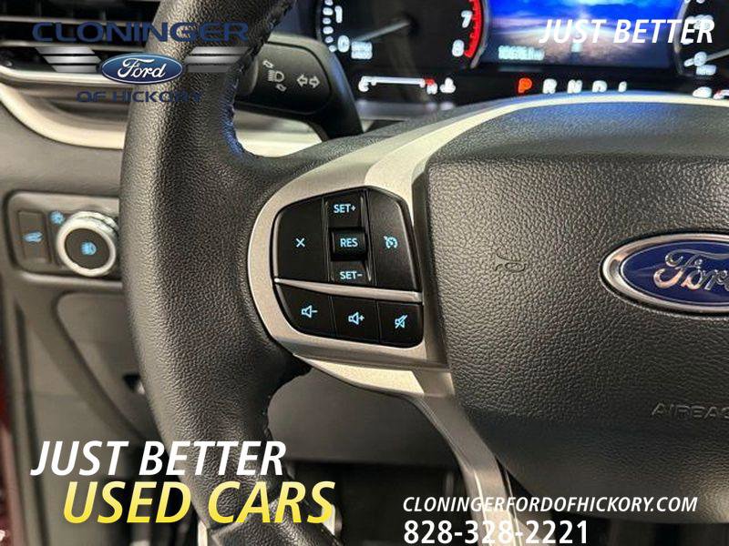 Certified 2022 Ford Explorer XLT w/ Equipment Group 202A image 19