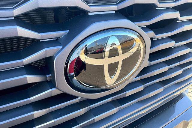 Used 2022 Toyota Tacoma TRD Sport w/ Technology Package AWD/4WD image 29