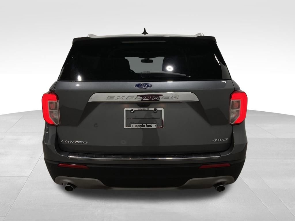 Certified 2023 Ford Explorer Limited w/ Equipment Group 301A image 3