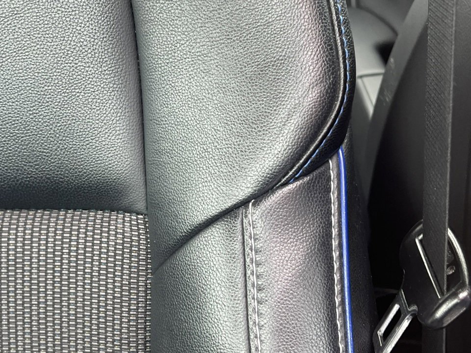 Used 2017 Toyota Corolla SE image 14