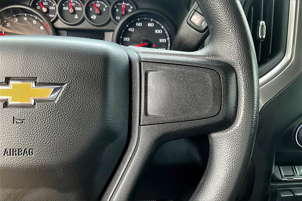 Used 2024 Chevrolet Silverado 1500 Custom image 20