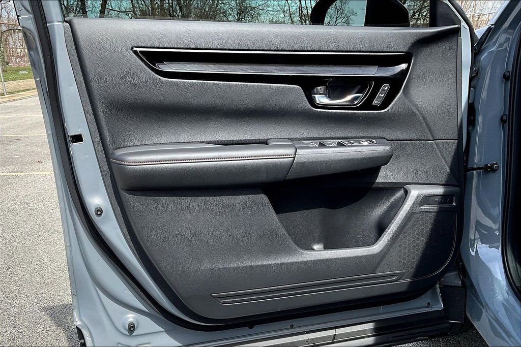 Used 2026 Honda CR-V Sport Touring image 22