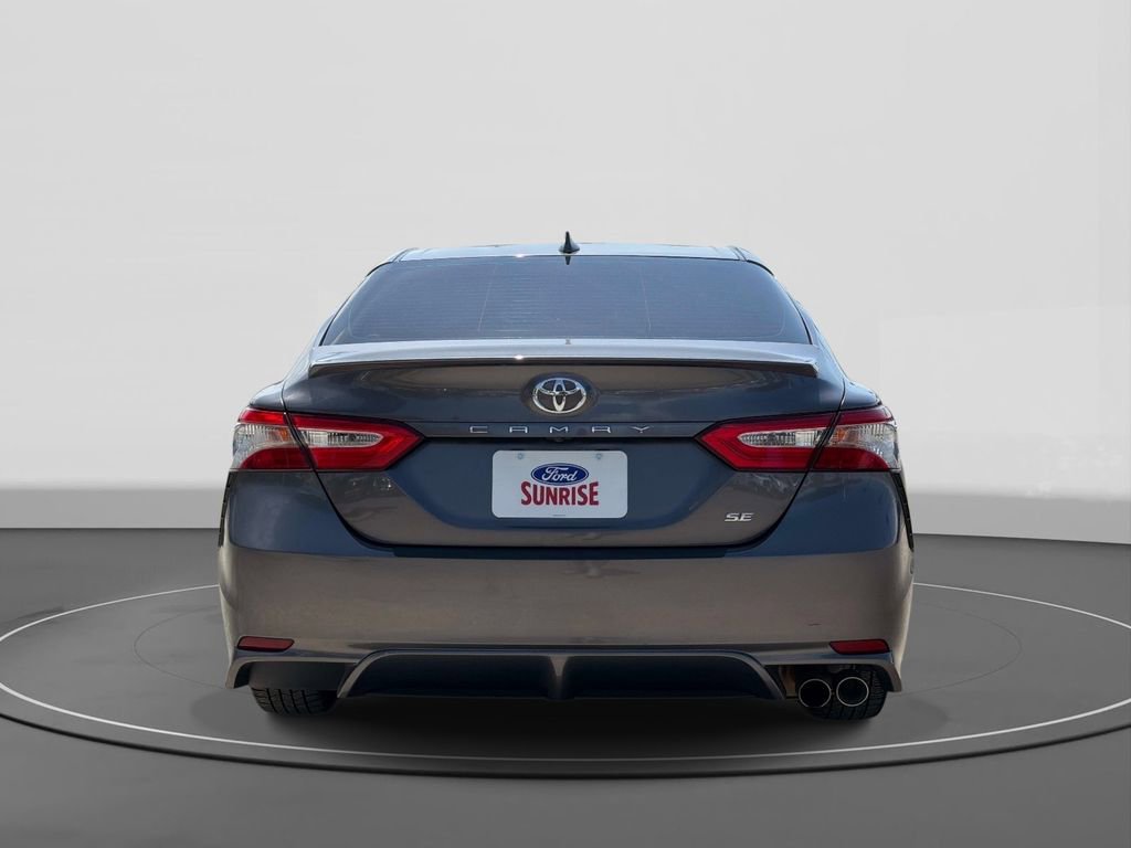 Used 2019 Toyota Camry SE w/ Convenience Package FWD image 6