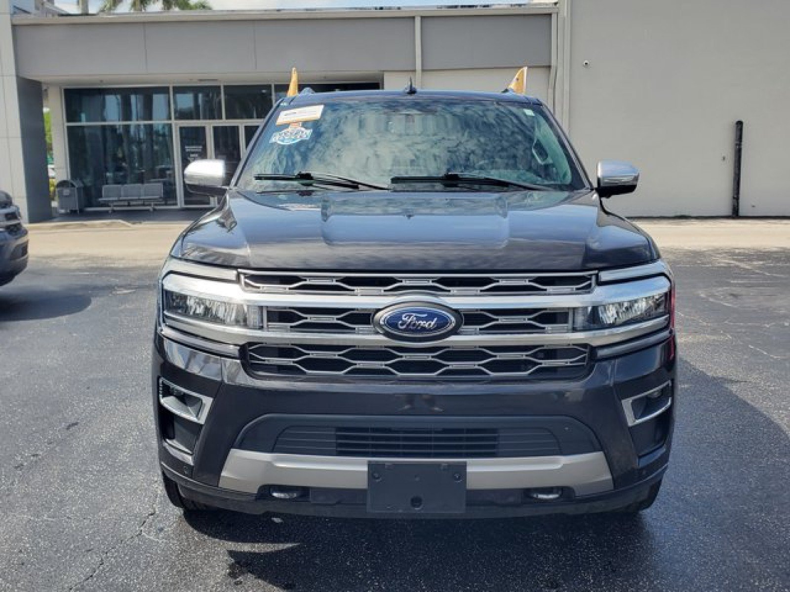 Certified 2023 Ford Expedition Max Platinum AWD/4WD image 2