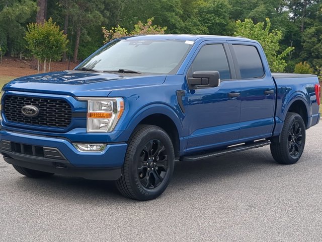 Certified 2022 Ford F150 XL w/ STX Black Appearance Package AWD/4WD image 8