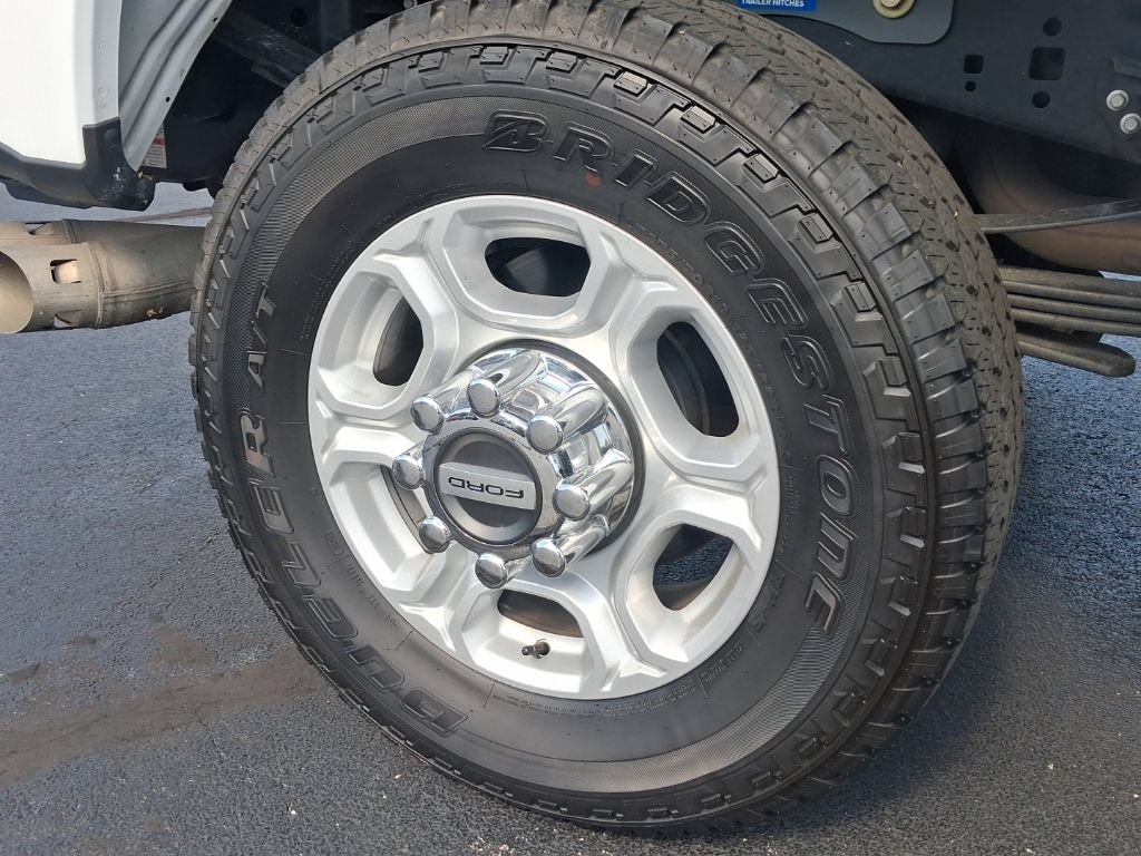 Certified 2026 Ford F350 XLT w/ 360-Degree Camera Package AWD/4WD image 21