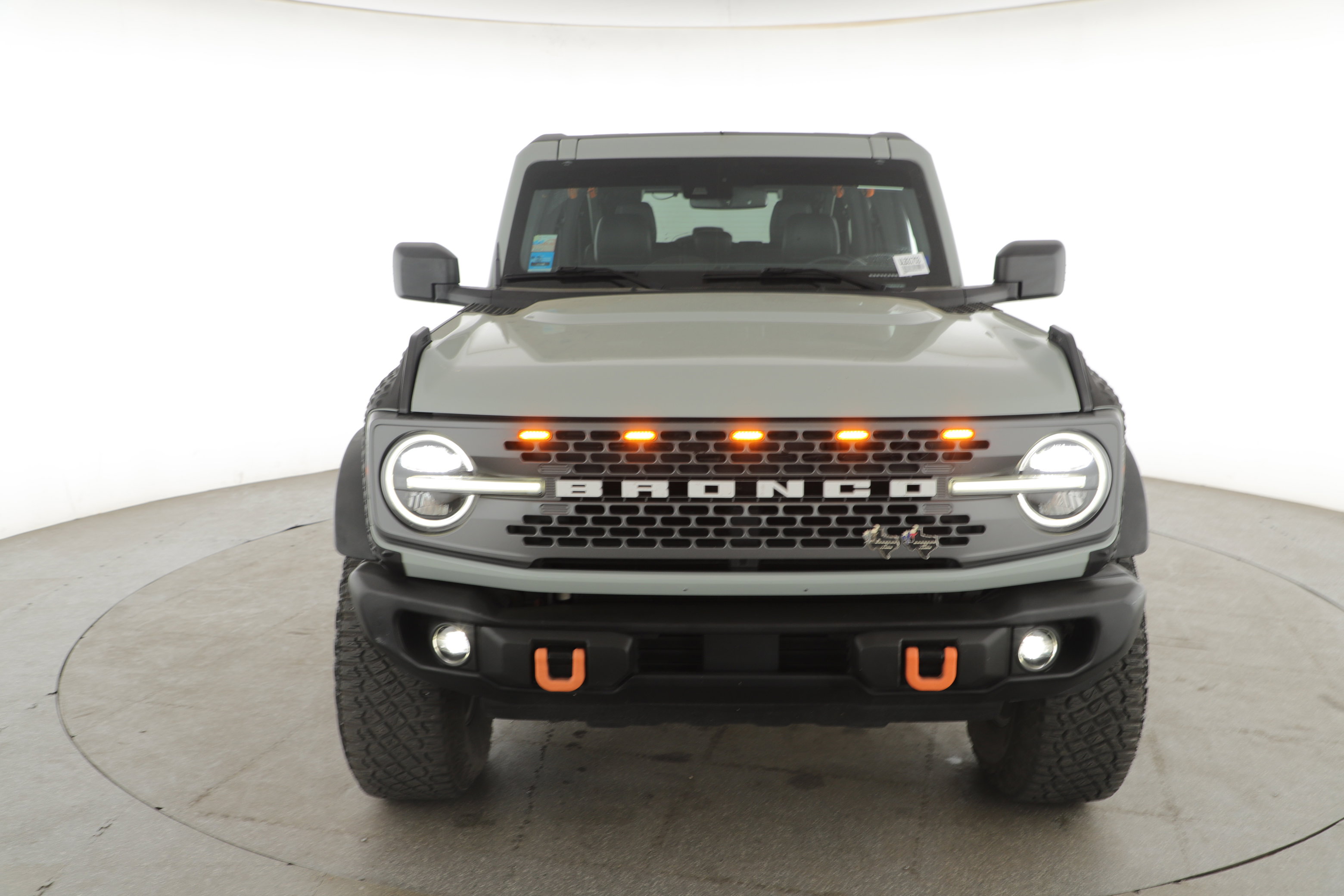 Certified 2022 Ford Bronco Badlands w/ Sasquatch Package image 2