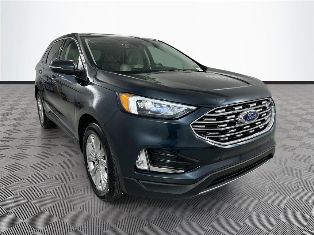 Certified 2023 Ford Edge Titanium AWD/4WD image 1