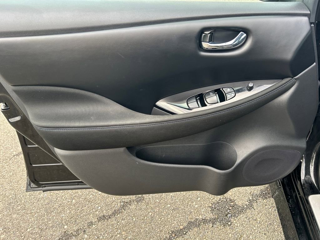Used 2024 Nissan Leaf SV Plus image 17