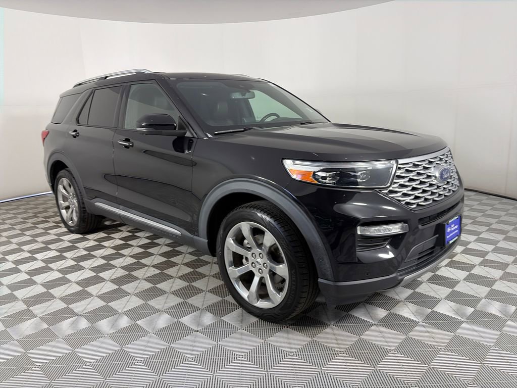 Certified 2020 Ford Explorer Platinum w/ Premium Technology Package AWD/4WD image 1