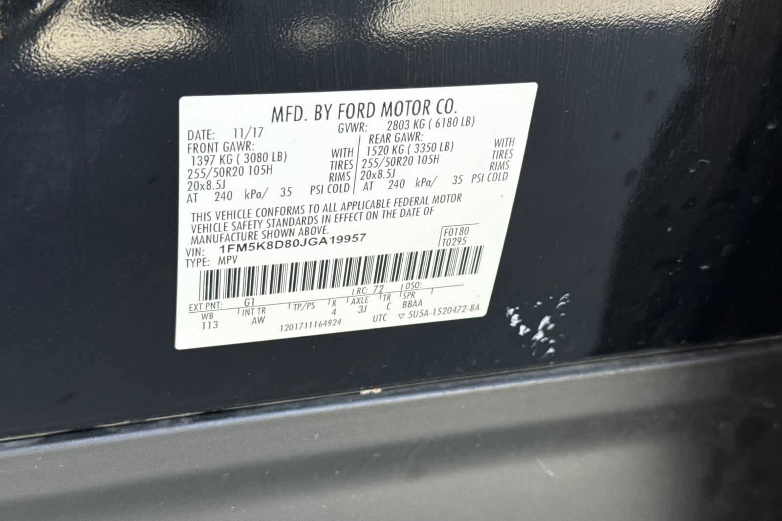 Certified 2018 Ford Explorer XLT w/ Equipment Group 202A AWD/4WD image 35
