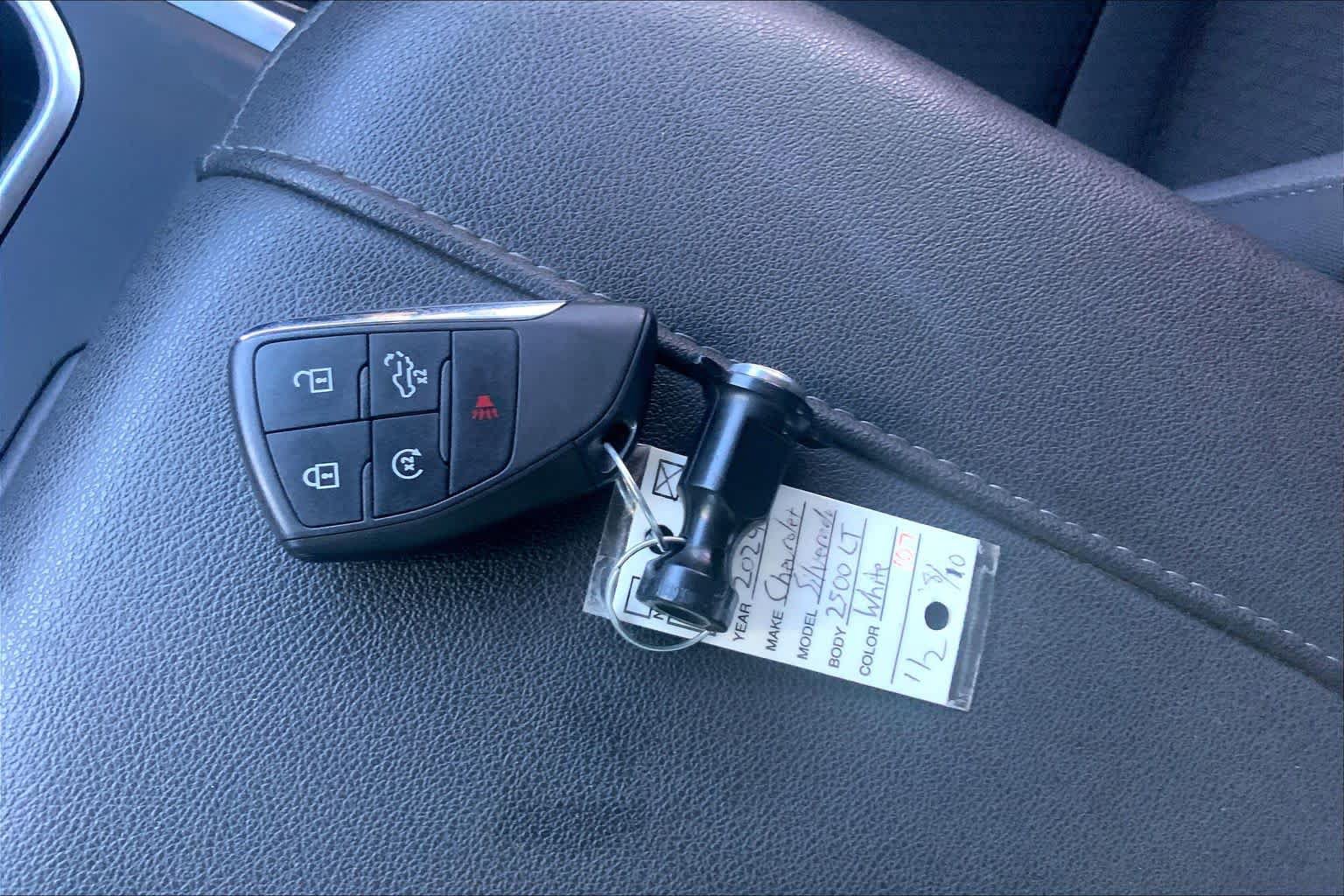 Used 2024 Chevrolet Silverado 2500 LT AWD/4WD image 15