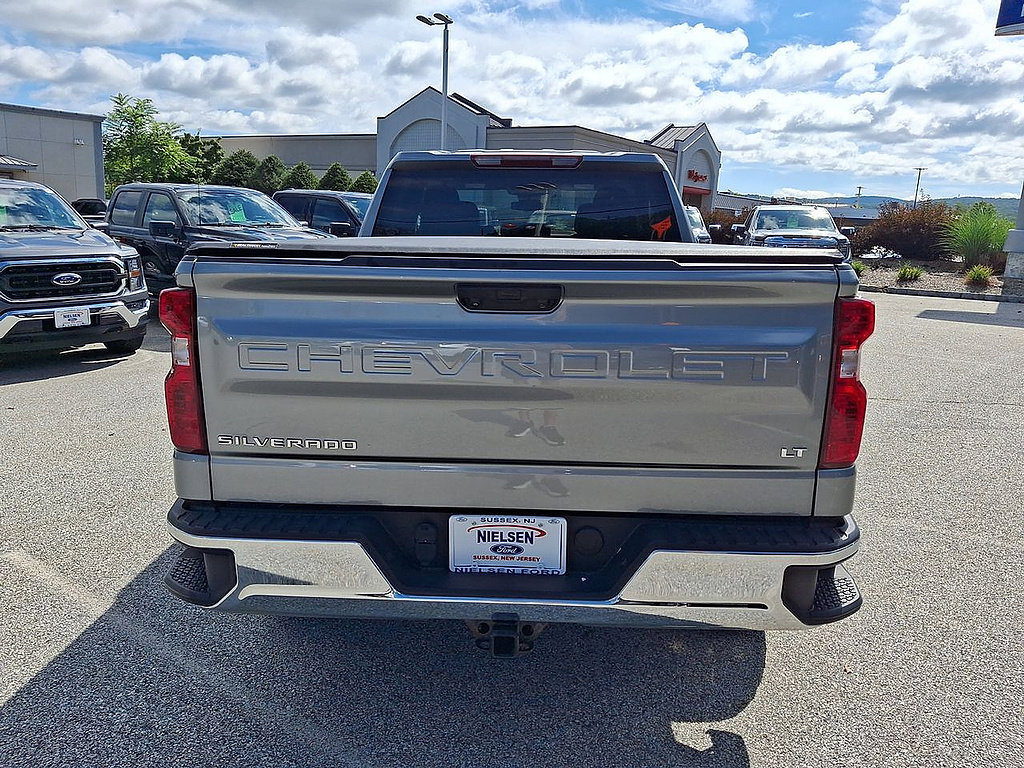 Used 2023 Chevrolet Silverado 1500 LT AWD/4WD image 23