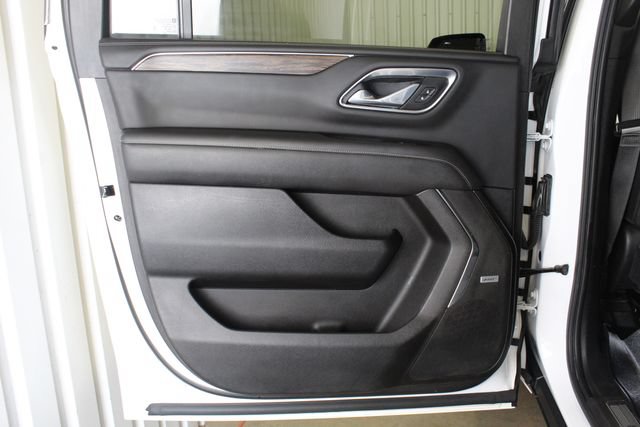 Used 2021 Chevrolet Suburban Premier AWD/4WD image 17