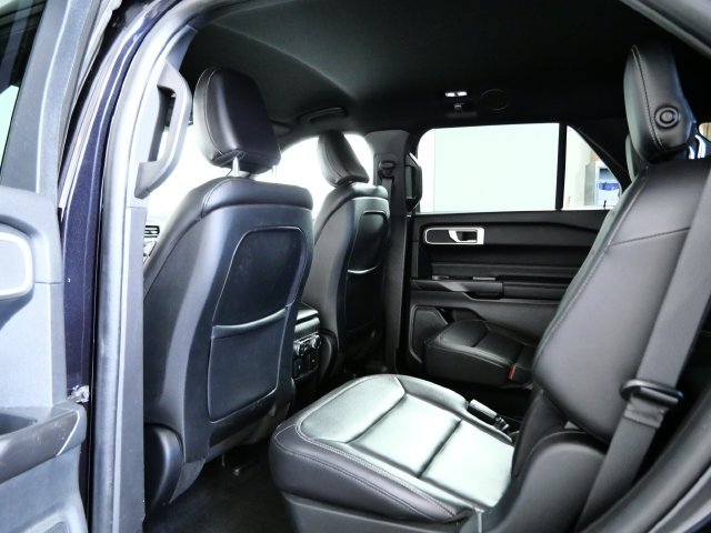 Certified 2020 Ford Explorer XLT w/ Equipment Group 202A AWD/4WD image 14