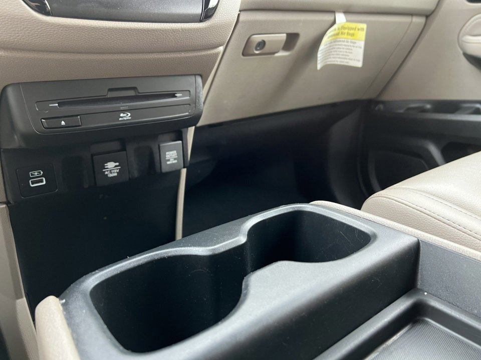 Used 2023 Honda Odyssey Touring image 38