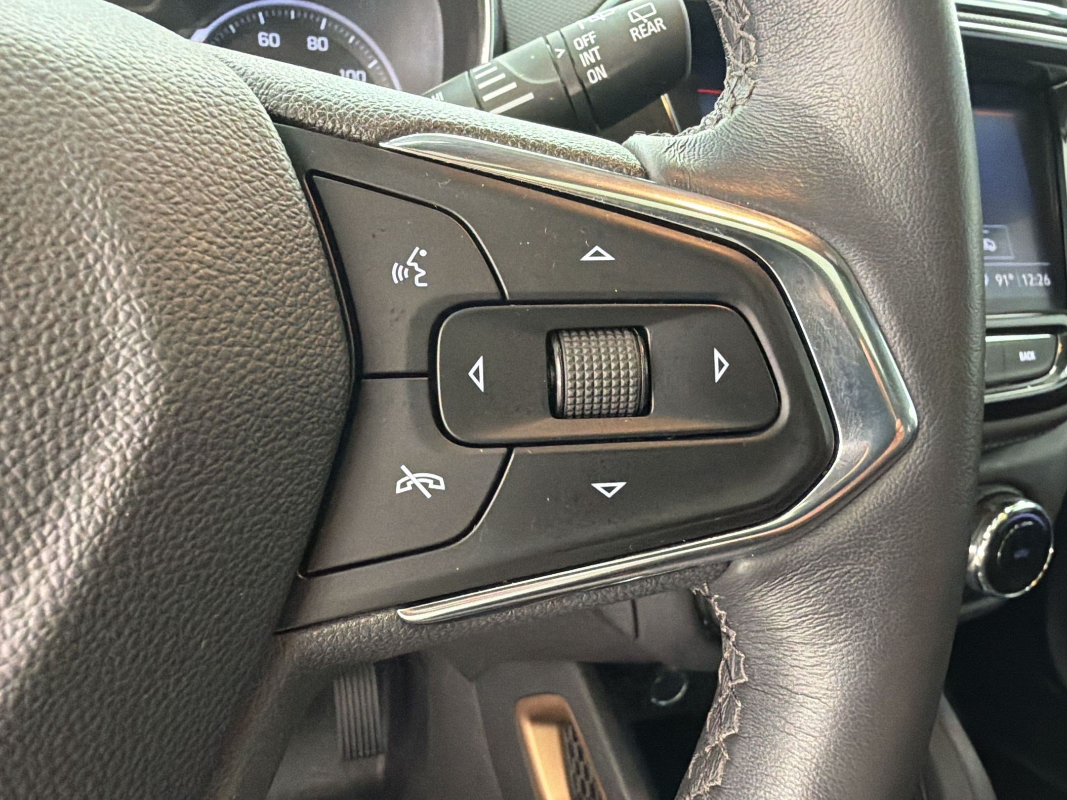 Used 2023 Chevrolet TrailBlazer ACTIV w/ Sun and Liftgate Package FWD image 32