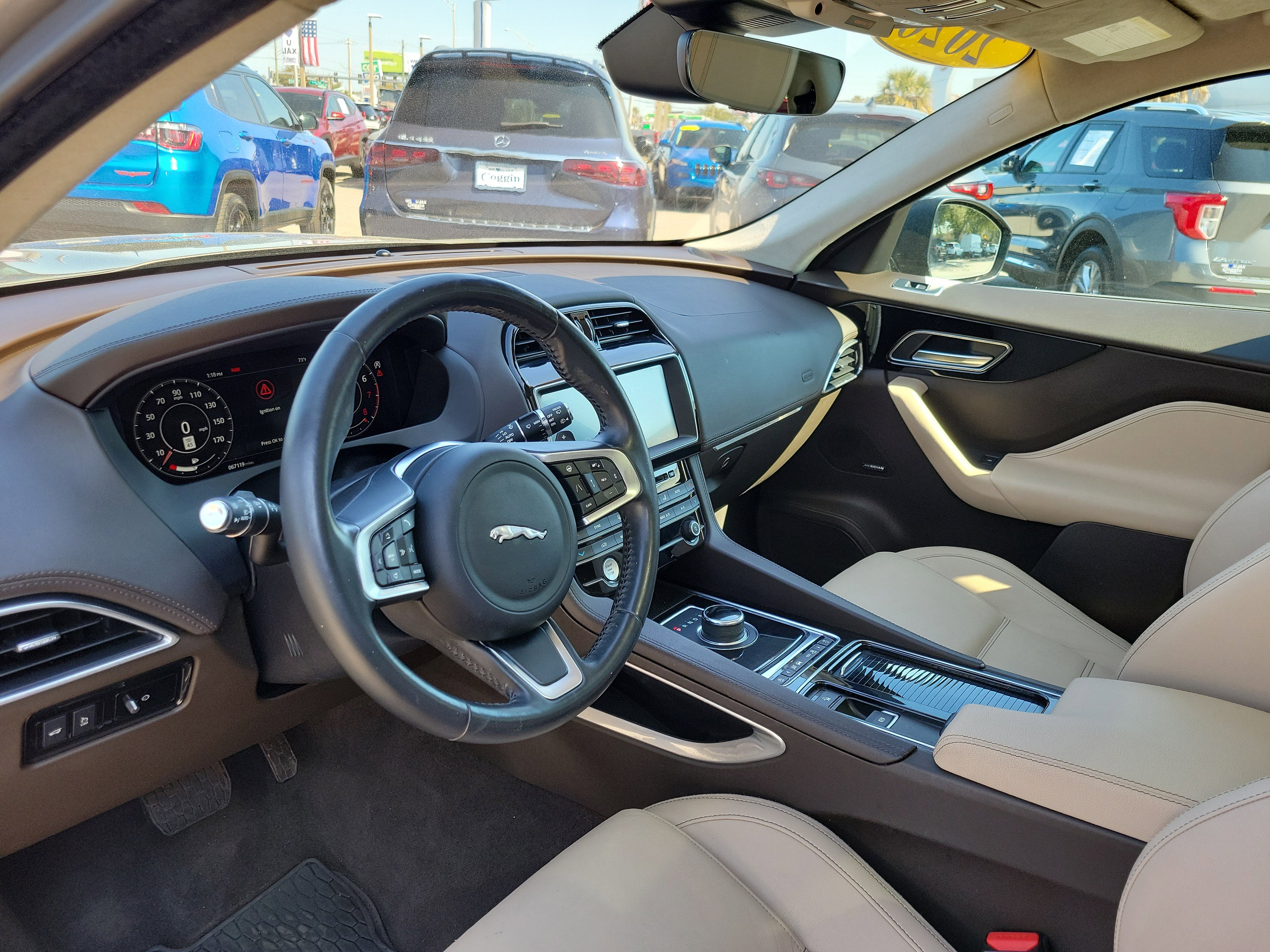 Used 2020 Jaguar F-PACE Prestige image 7