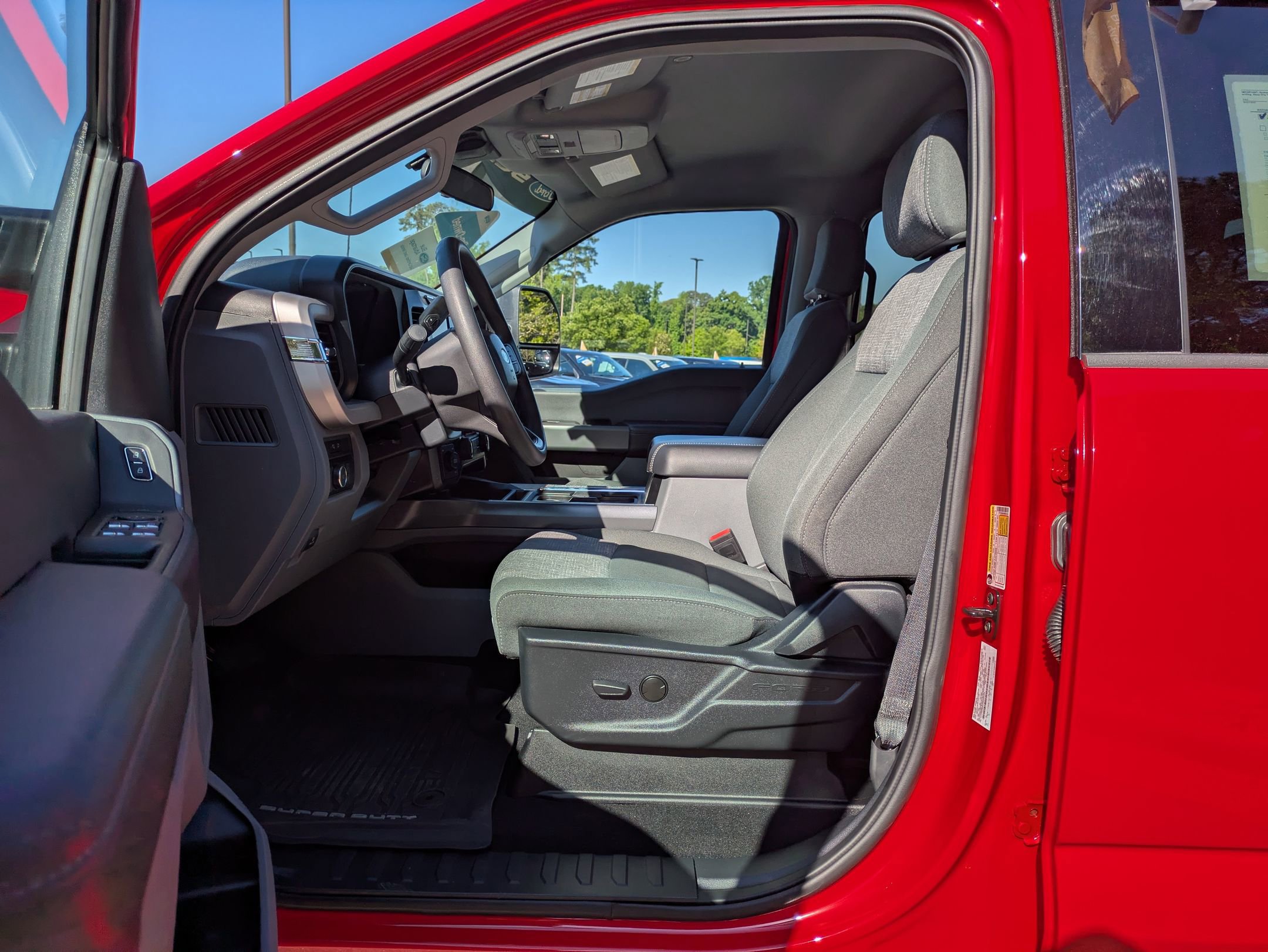 Certified 2024 Ford F250 XLT w/ Camper Package AWD/4WD image 12