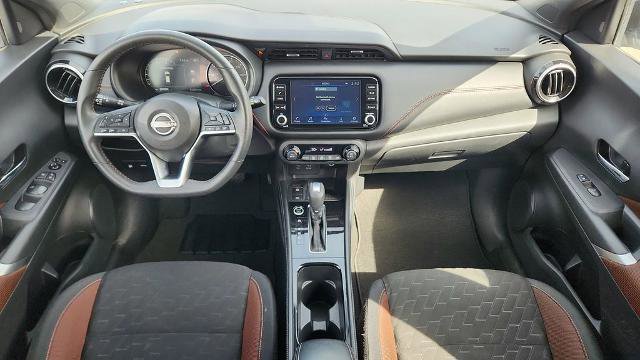 Used 2024 Nissan Kicks SR image 23