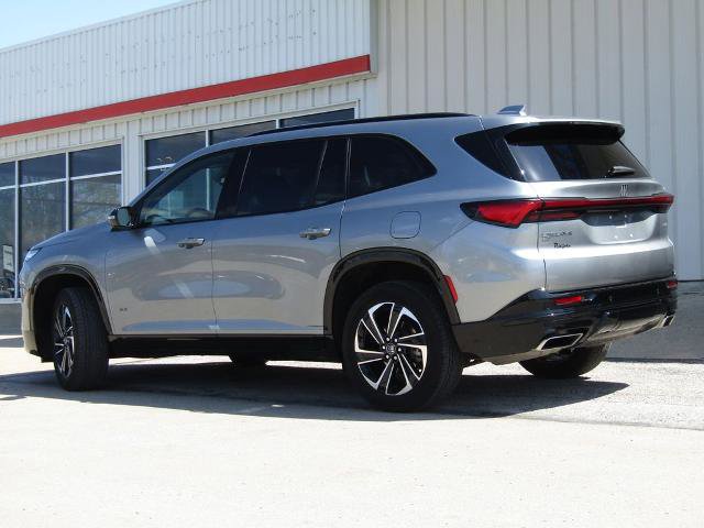 Used 2025 Buick Enclave Sport Touring AWD/4WD image 10