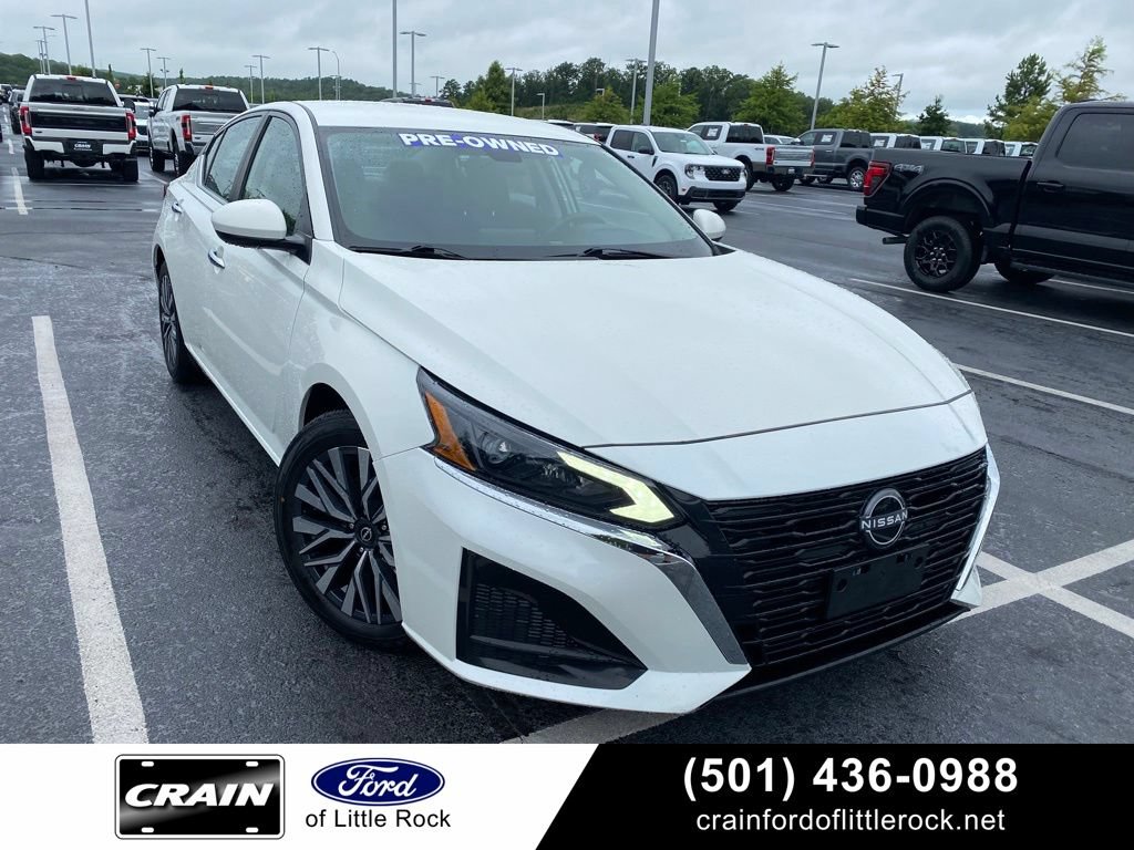 Used 2023 Nissan Altima 2.5 SV